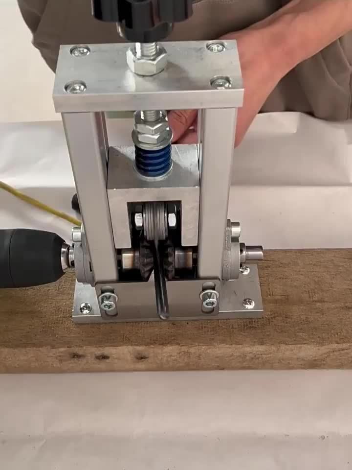 Manual Wire Stripping Machine Wire Stripper 1-20Mm Powered Drill Powered Cable Stripper for Cable