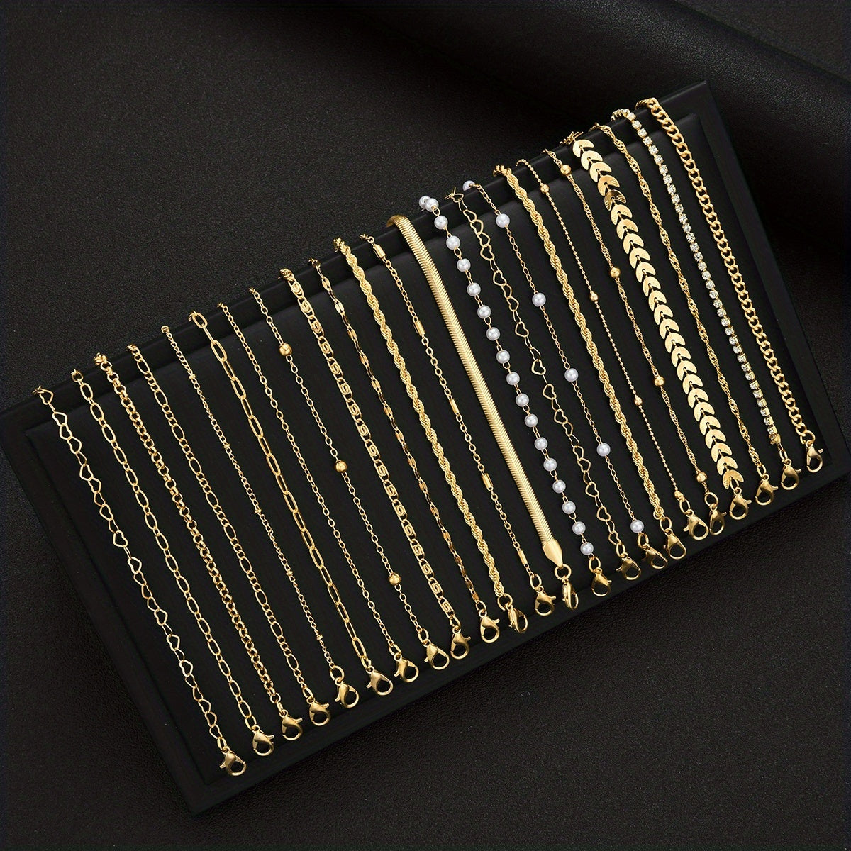 23pcs Heart-shaped Multi-layer Stackable Fashionable, Simple, Elegant, and Exquisite Vintage-inspired Design Featuring Faux, Rhinestone Bling-bling Sparkling Polished Snake Chain, Cable Chain, Twist Chain, Minimalist Plain Chain, Geometric Bead