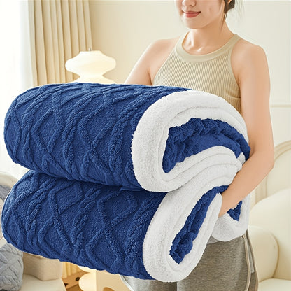 Thickened Throw Blanket, Soft, Cozy Geometric Pattern, Lightweight & Durable for Office Naps, Sofa, Dorms, Gift - 300-350GSM, Machine Washable, Perfect for All Seasons, Local Warehouse
