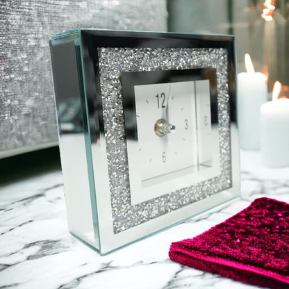 SERENA'S® Elegant Square Crushed Diamond Mantle Clock with Numerals – Mirrored Glass Design for Stylish Desk or Table Décor – Perfect for Home or Office – 14 cm x 14 cm