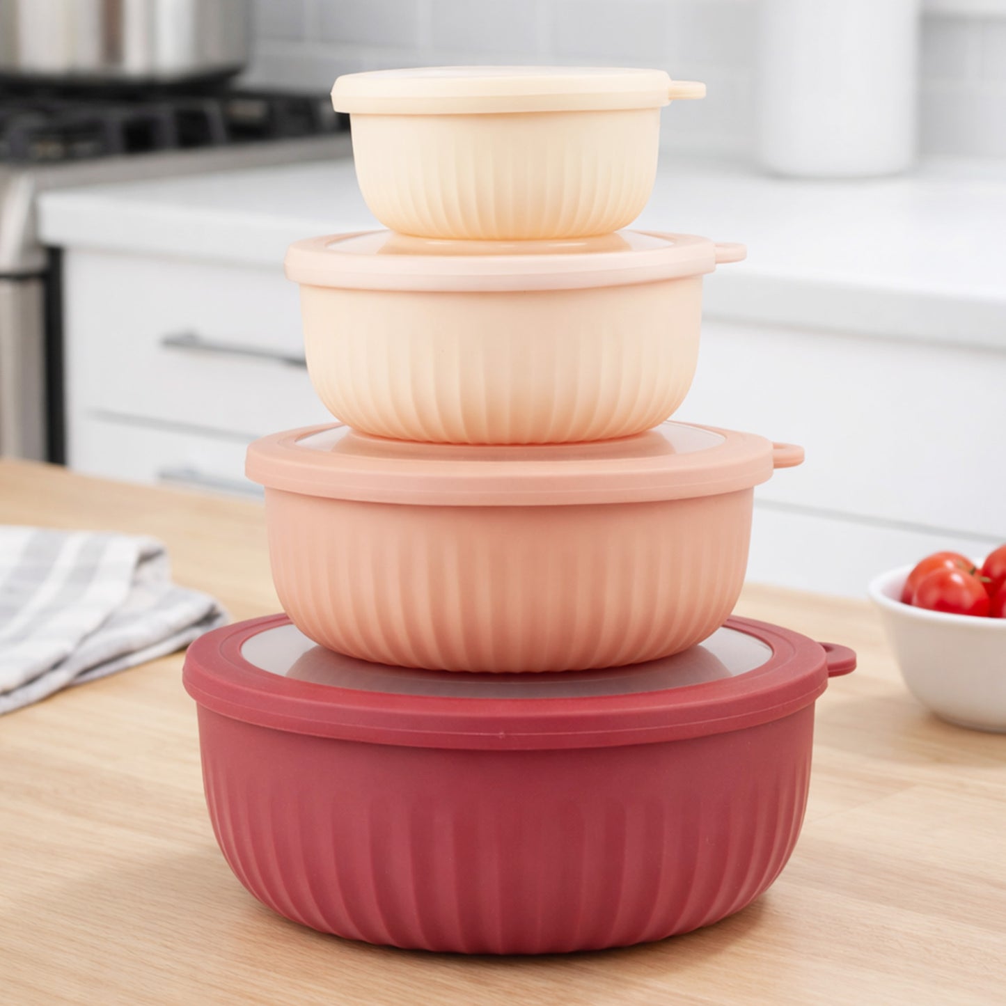 4pcs Set Large Capacity Refrigerator Storage Containers, Multi-Purpose Fresh-Keeping Boxes for Meat, Vegetables, and Eggs, Four Different Sizes for Various Foods, Food-Grade Material, Strong Sealing