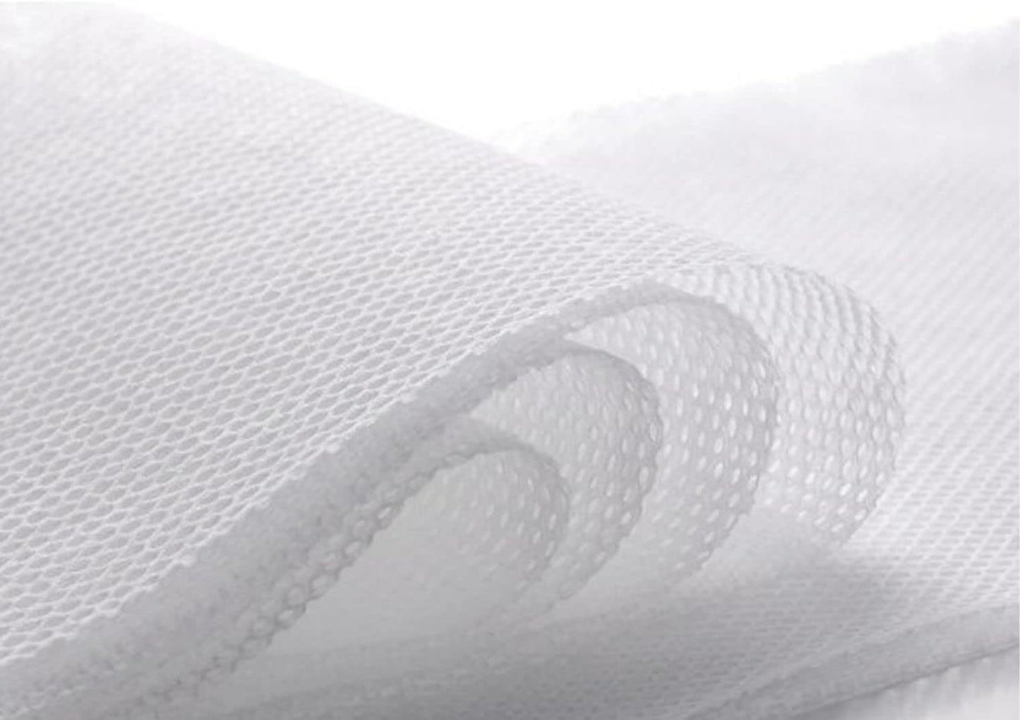 Divine Textiles Lightweight Air Cloud Quilt 4.5 10.5 13.5 15 TOG Duvet – Breathable All-Season Duvet with Soft Hollowfibre Filling | Single, Double, King, Super King | White