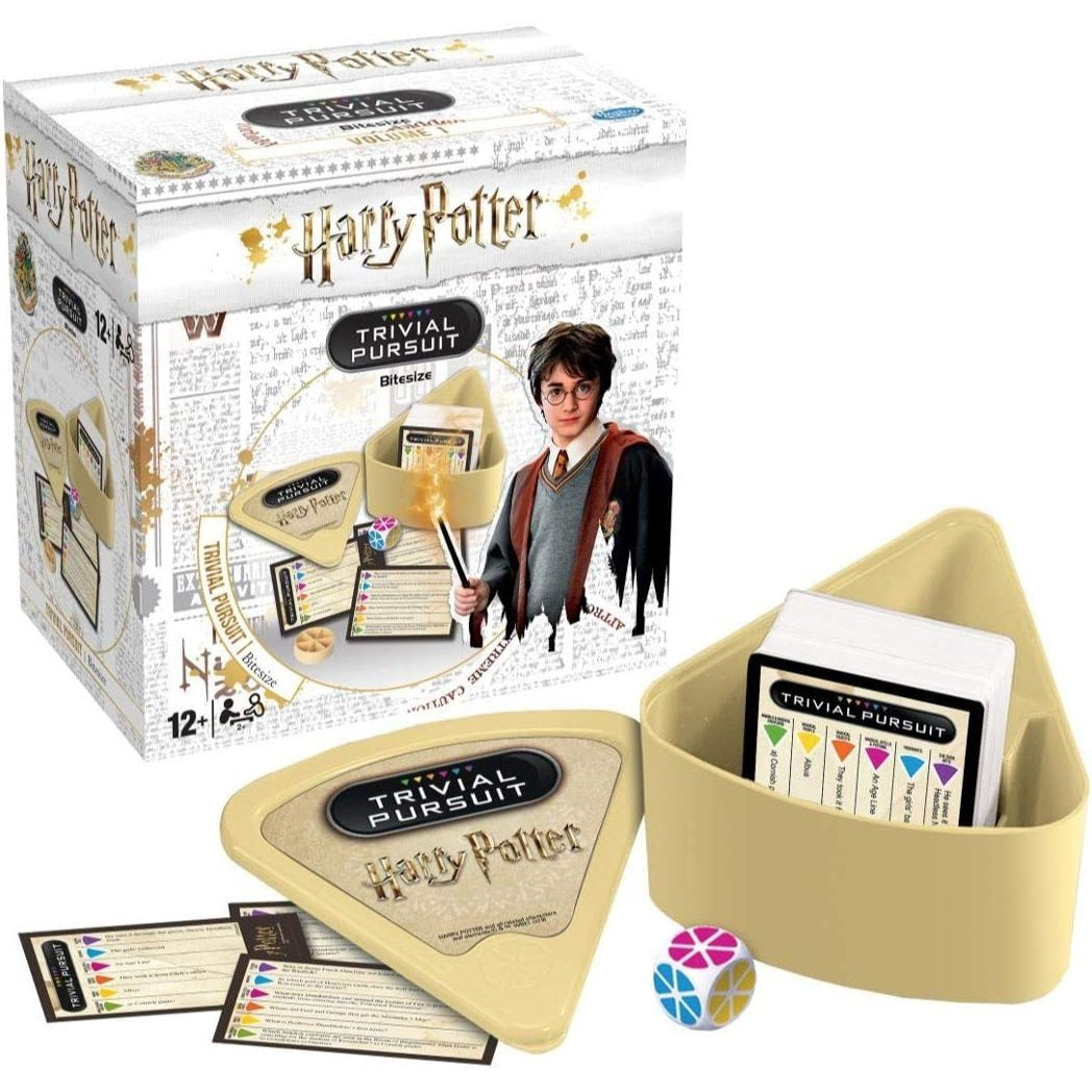 Wizard Trivial pursuit Travel Game Volume 1, Fantasy Movie Quiz Game with 600 Questions, Portable Party Game for 2+ Players