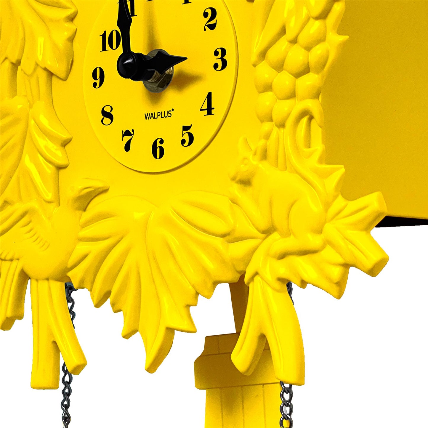 Cuckoo Clock Wall Battery Operated Pendulum – Vintage Chiming Bird Flapping Volume Adjustable – Black Forest Style Wall Clock for Living Room Office Home Décor