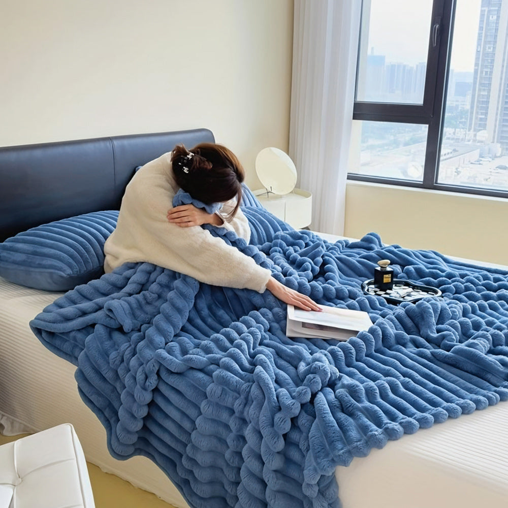 1pc Large Strips Ribbed Throw Blankets | Luxurious 270g Flannel Fleece Blanket | Warm Cozy Blanket Throws For Sofas, Bed, Chair, Couch, Settee | Super Soft Warm Blanket Single Double King Super King Size, Machine Washable, Easy Care, Perfect for Home, Tra