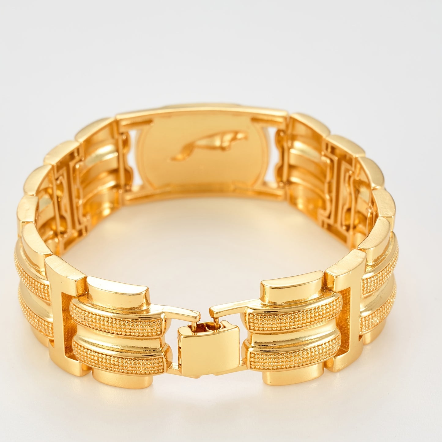 1pc Men's Fashionable  Vintage Style Copper 18K Gold Plated-Plated Leopard Tag Cuff Bracelet, Luxurious Tag Design Suitable for Men and Women's Daily Wear, the Best Gift for Valentine's Day and Father's Day