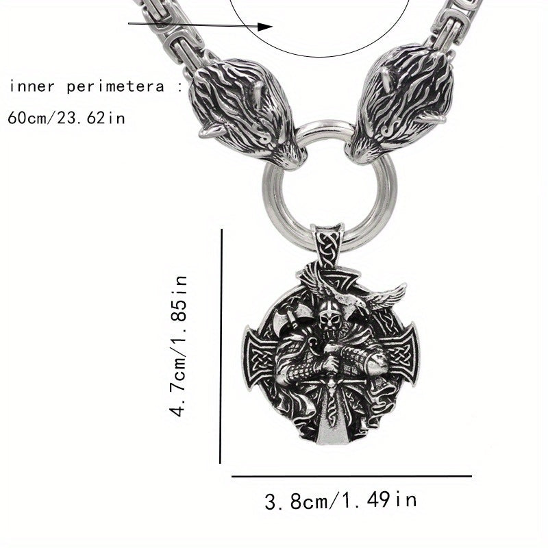 Viking Wolf Head King Chain Pendant Necklace - feature detail 3