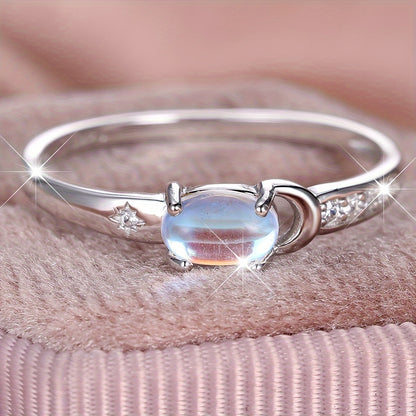Pure Silvery S925 Moonstone Star and Moon Matching Ring for Women, Suitable for Engagement Banquet Jewelry 1.6g, Gift for Eld, Gift for Ramadan