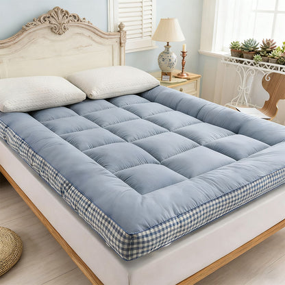 Ultra-soft and Comfortable Brushed Quilted Mattress Topper, Extra-thick Foldable Mattress Topper with Side Plaid Design, Breathable and Durable Bed Mattress Pad Cover, with Strap Design, Medium Hardness, Luxury Bedding for Bedroom, Apartment, Guest Room,