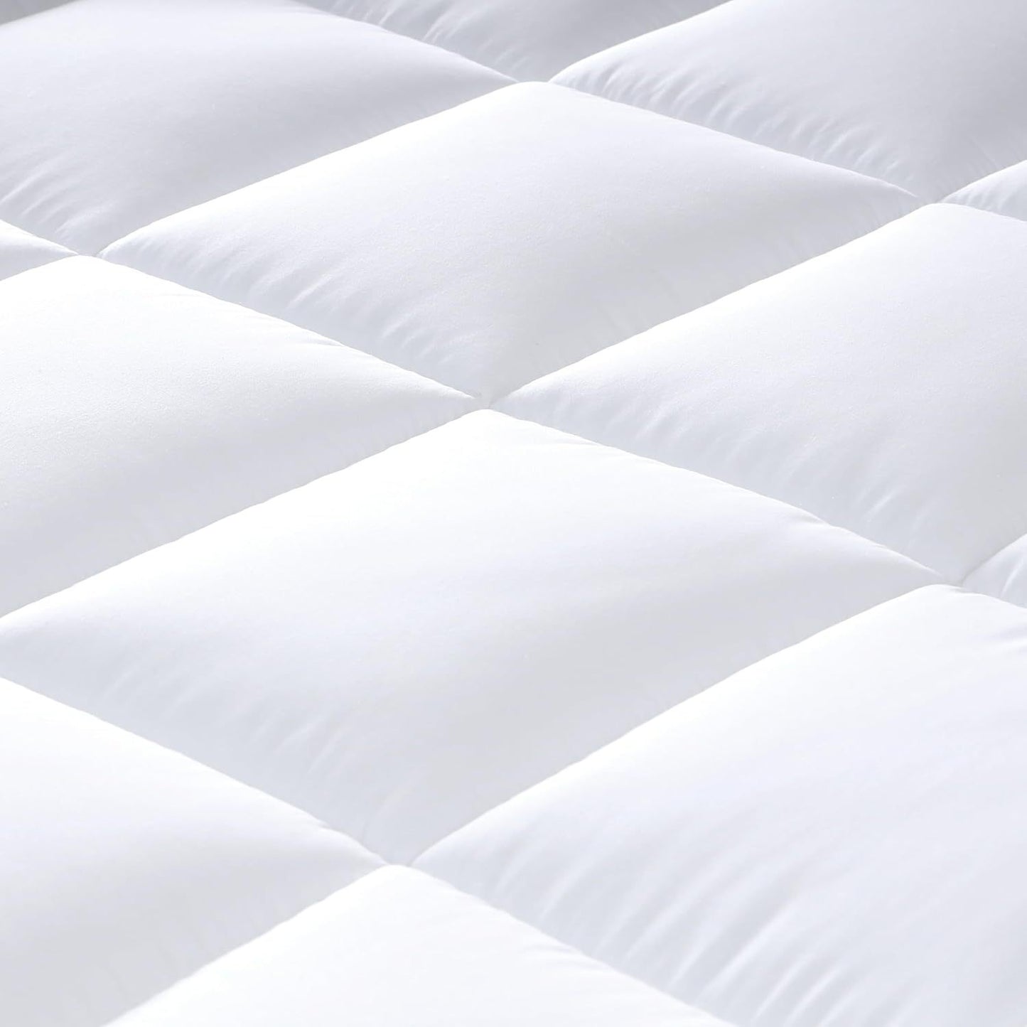 Hotel Quality Mattress Topper Extra Heigh, 10cm / 4 inch Heigh & Extra Soft, Easy Care & Machine Washable, Comes in Small Single, Single, Small Double, Double, King & Super King Sizes. Christmas Gifts