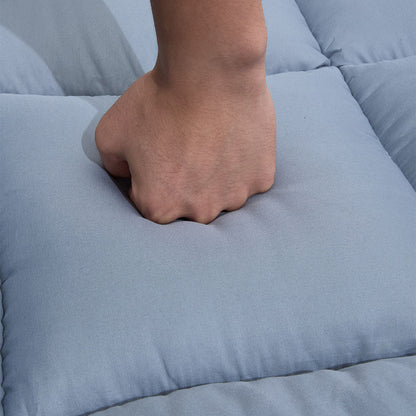 Ultra-soft and Comfortable Brushed Quilted Mattress Topper, Extra-thick Foldable Mattress Topper with Side Plaid Design, Breathable and Durable Bed Mattress Pad Cover, with Strap Design, Medium Hardness, Luxury Bedding for Bedroom, Apartment, Guest Room,