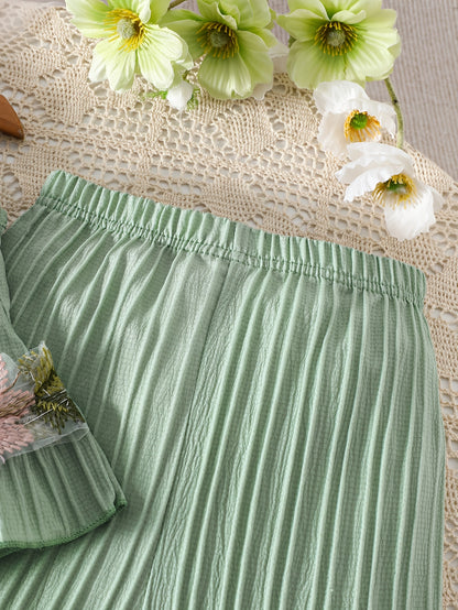2pcs Set. Girls' Tank Top and Wide-leg Pants Set, Featuring Stylish Lace Trim and Ruffle Details. Simple and Fashionable Design. Ideal for Girls' Daily Casual Wear in Spring and Summer. Suitable for Girls Aged 1-8 for Daily Leisure and Sports