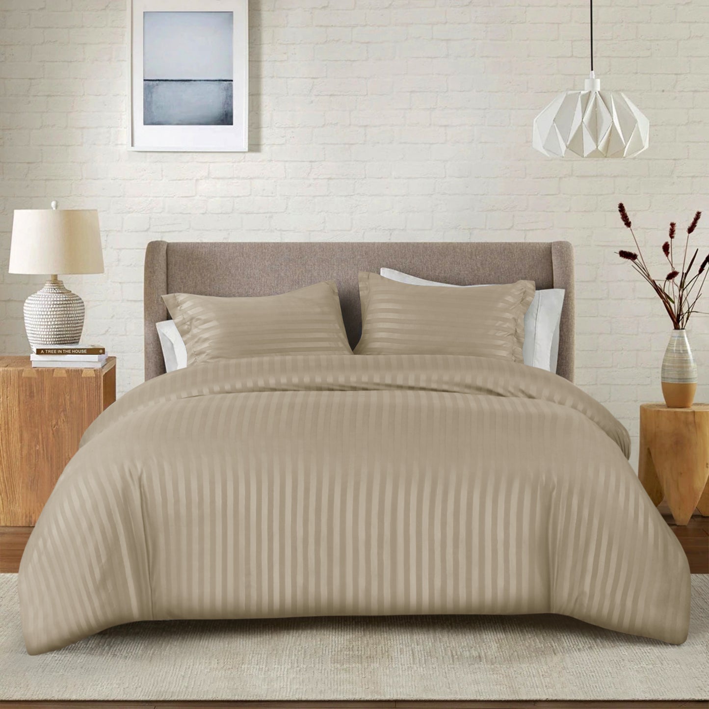 Premium Hotel Quality Satin Stripe Duvet Cover Set Double with Pillowcases | Reversible Soft Quilt Bedding | Easy Care Breathable Luxury Quilt Cover