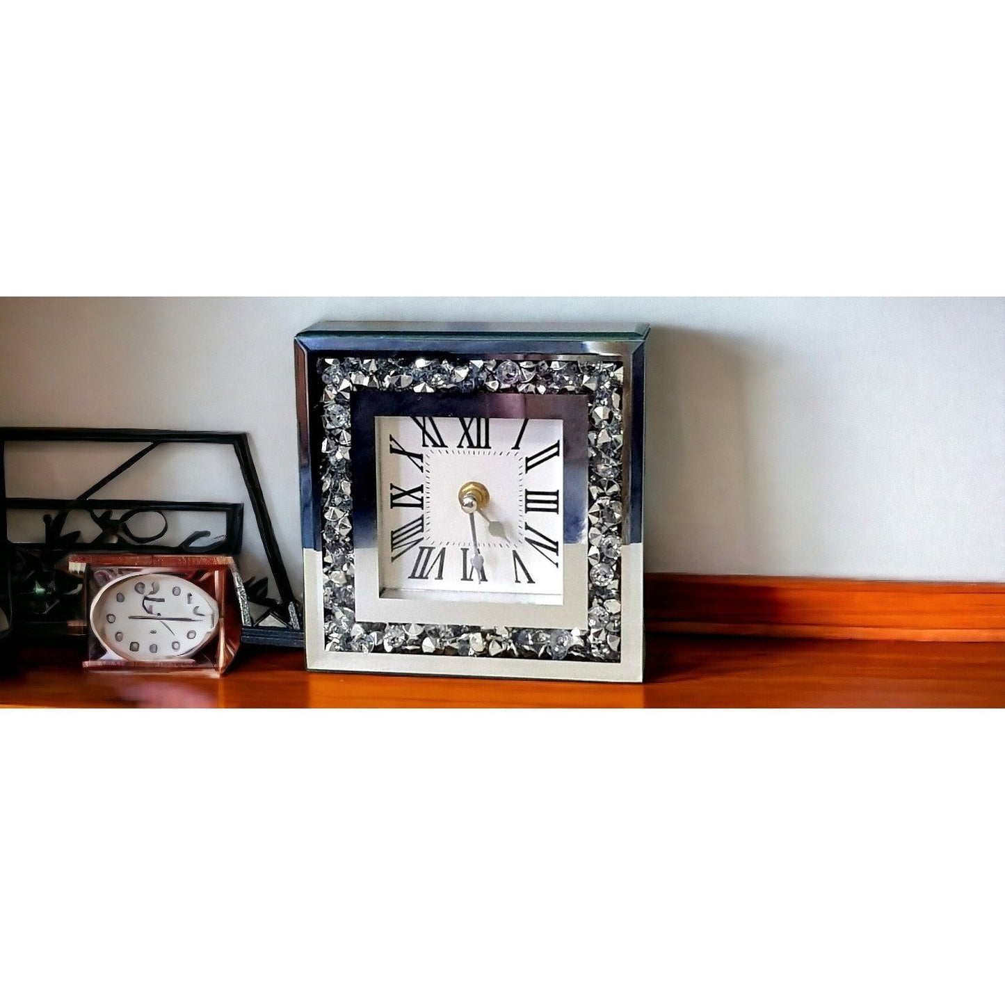 SERENA'S®Square Loose Diamante Mantle Clock Desk Clock Elegant Luxury Diamond Crystal Mirror Crushed Jewel Roman Table Clock Silent For Home Office Living Room Bedroom Decoration-15X15cm silver