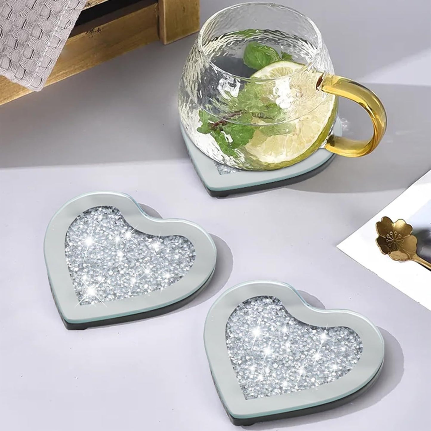 Serena's® Set of 4 Crystal Coasters – 10cm Glass Mirrored Drink Coasters with Glitter Crushed Diamond Design – Elegant Coasters for Home, Kitchen, Bar, or Table Decoration