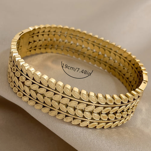 Vintage Hollow Leaf Stainless Steel Wide Bangle Bangle Bracelet Bangle,Men Women Luxury Golden Double Leaves Cuff Bangle Bangle Bracelet Waterproof Jewelry