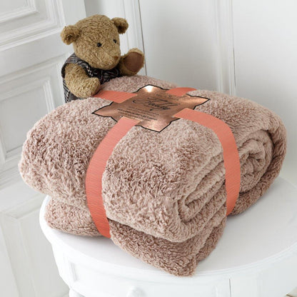 TEXTILE XPERT Teddy Bear Throw Blanket – Super Soft Fluffy Plush Blanket for Couch Bed Sofa Living Room – Warm Lightweight Cozy Decorative Throw for Bedroom Guest Room Office – Stylish Comfort Blanket for All Seasons Home Décor