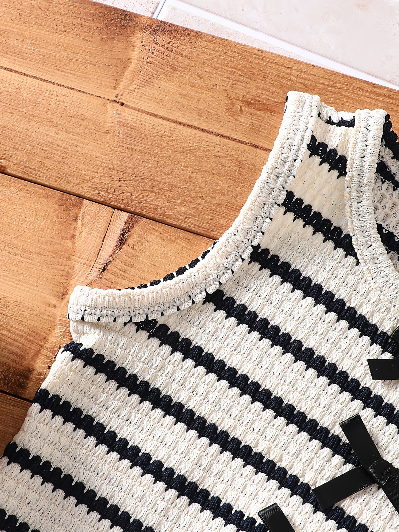 2pcs Set. Girls' Vest And Shorts Outfit, Bow Detail, Striped Knit Jacquard. Easy Fashion Design, Suitable for 1-8 Year Old Girls' Daily Casual Sports, Summer Outfit, As a Gift for Girls. Suitable for Outdoor