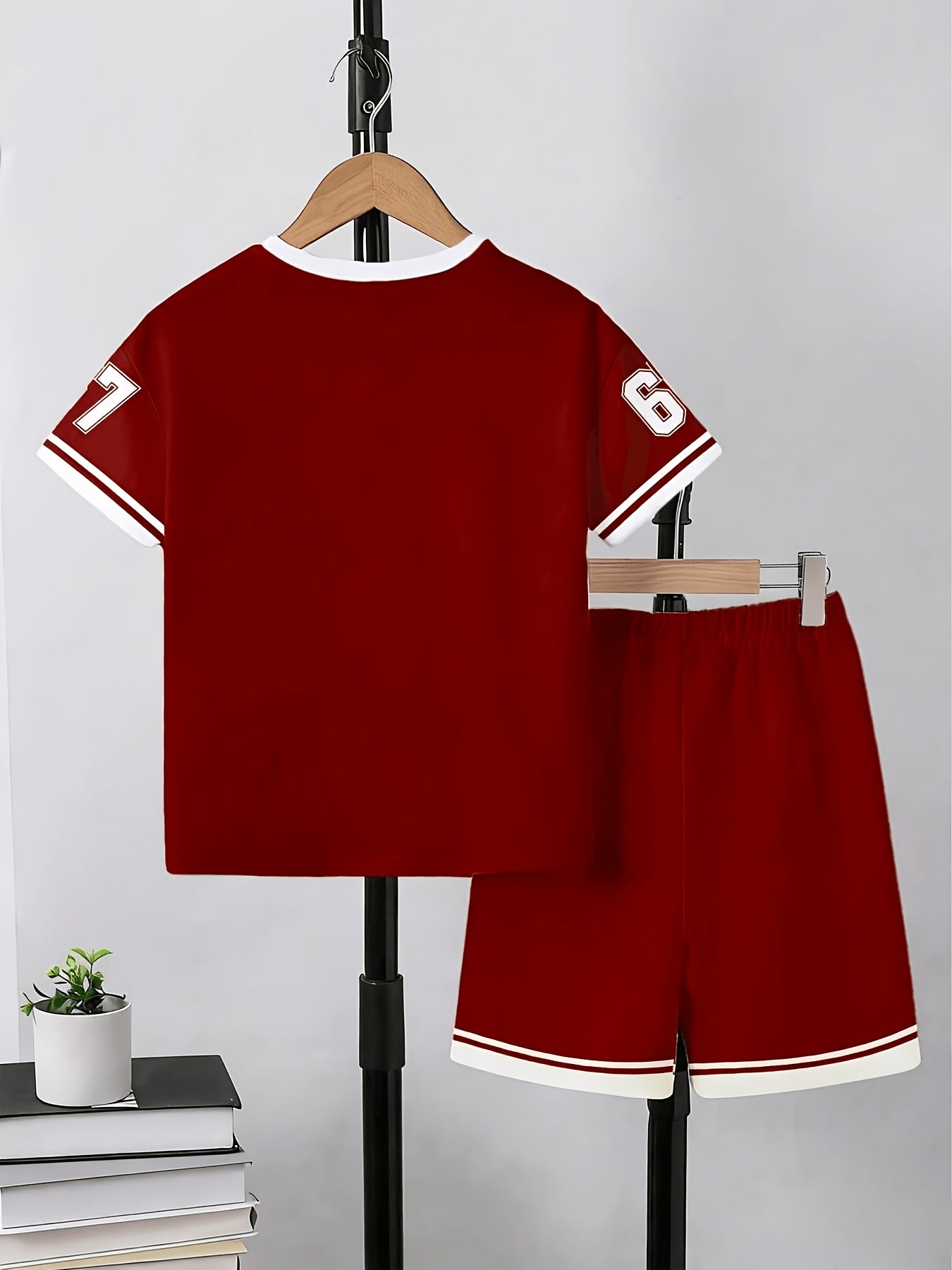 2pcs/Set Boys' Casual Stylish Creative Graphic Number 67 Cartoon Print Short Sleeve T-Shirt And Shorts Set, Comfortable Daily Wear for Spring, Summer & Autumn, for Outdoor