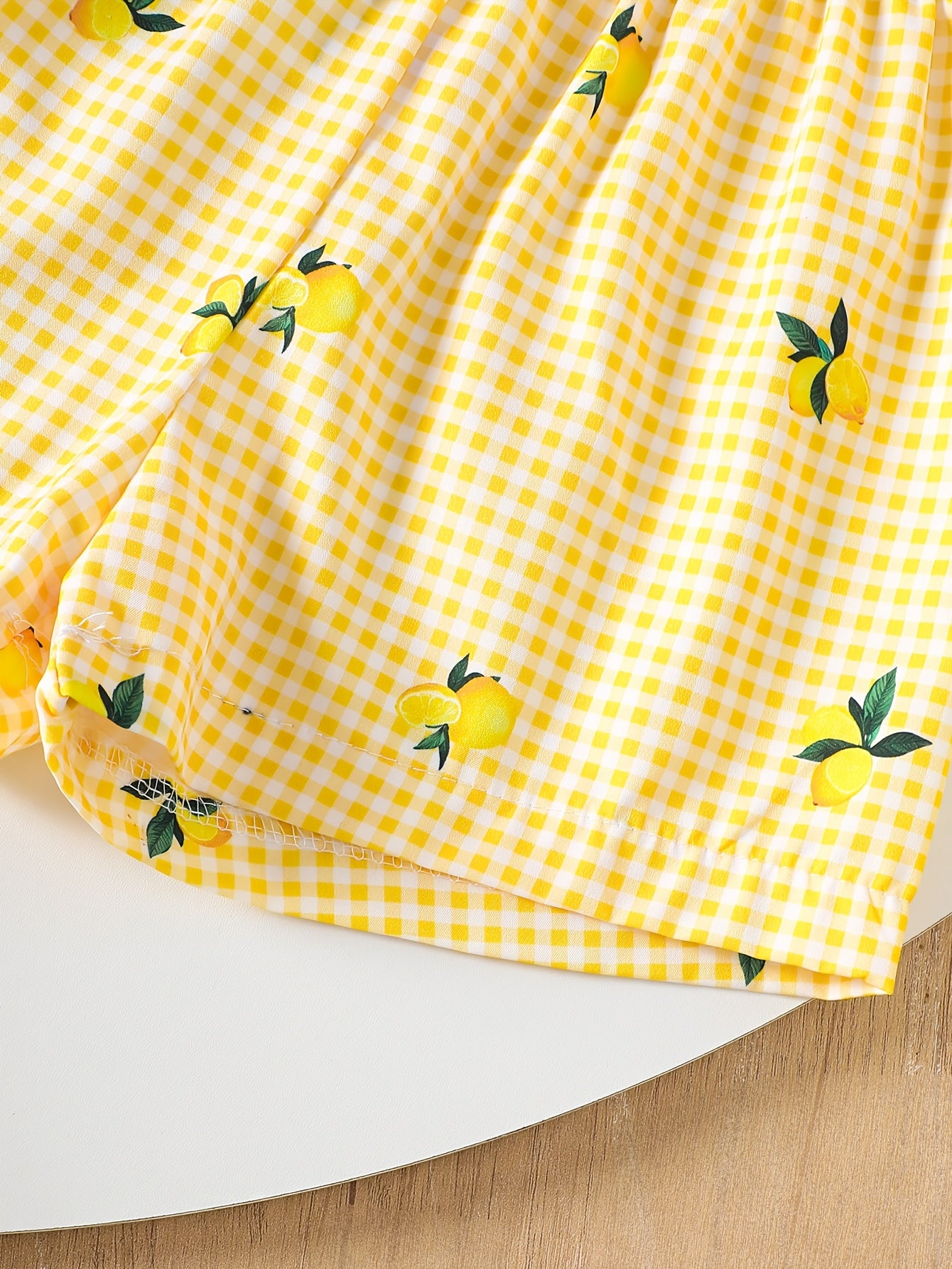 2pcs Set. Girls' Vest And Shorts Outfit, Lemon Print, Contrast Plaid Pattern, Bow Detail, Ruffled Hem. Summer Casual Outfit for Girls. Ideal Gift for 1-8 Year Olds. Suitable for Outdoor Wear