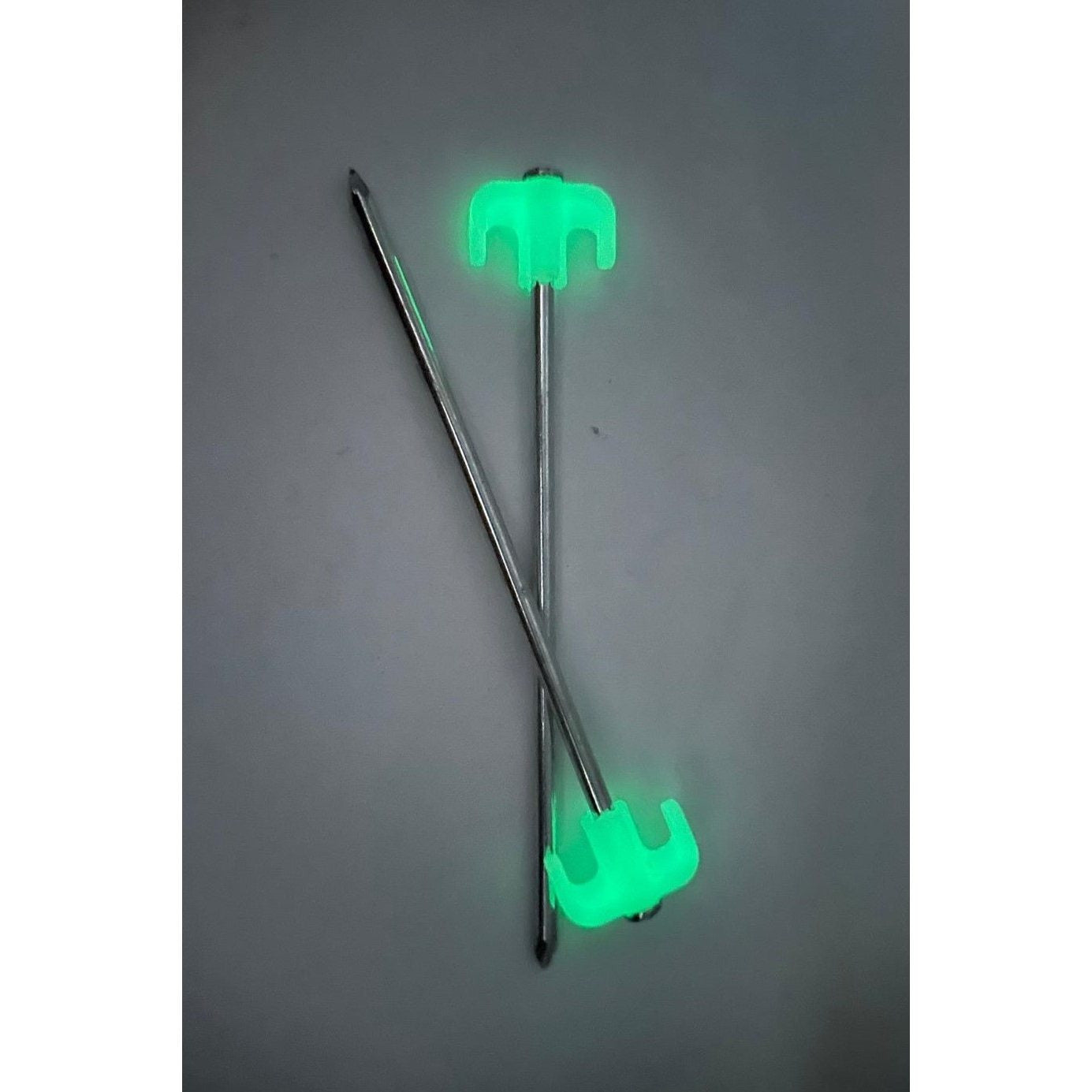 [Heavy Duty] 20pcs Glow in the Dark Heavy Duty Camping Tent Peg stakes with storage box