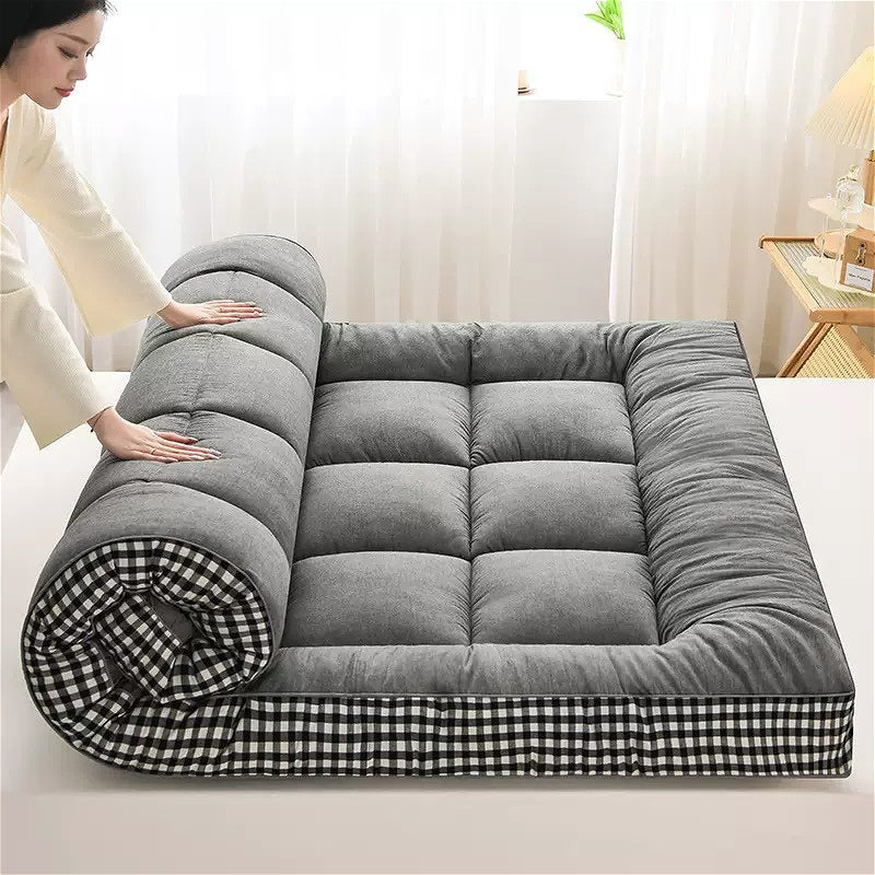 Ultra-soft and Comfortable Brushed Quilted Mattress Topper, Extra-thick Foldable Mattress Topper with Side Plaid Design, Breathable and Durable Bed Mattress Pad Cover, with Strap Design, Medium Hardness, Luxury Bedding for Bedroom, Apartment, Guest Room,