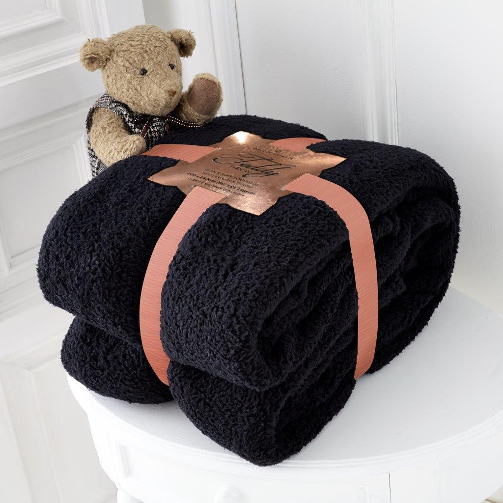 TEXTILE XPERT Teddy Bear Throw Blanket – Super Soft Fluffy Plush Blanket for Couch Bed Sofa Living Room – Warm Lightweight Cozy Decorative Throw for Bedroom Guest Room Office – Stylish Comfort Blanket for All Seasons Home Décor