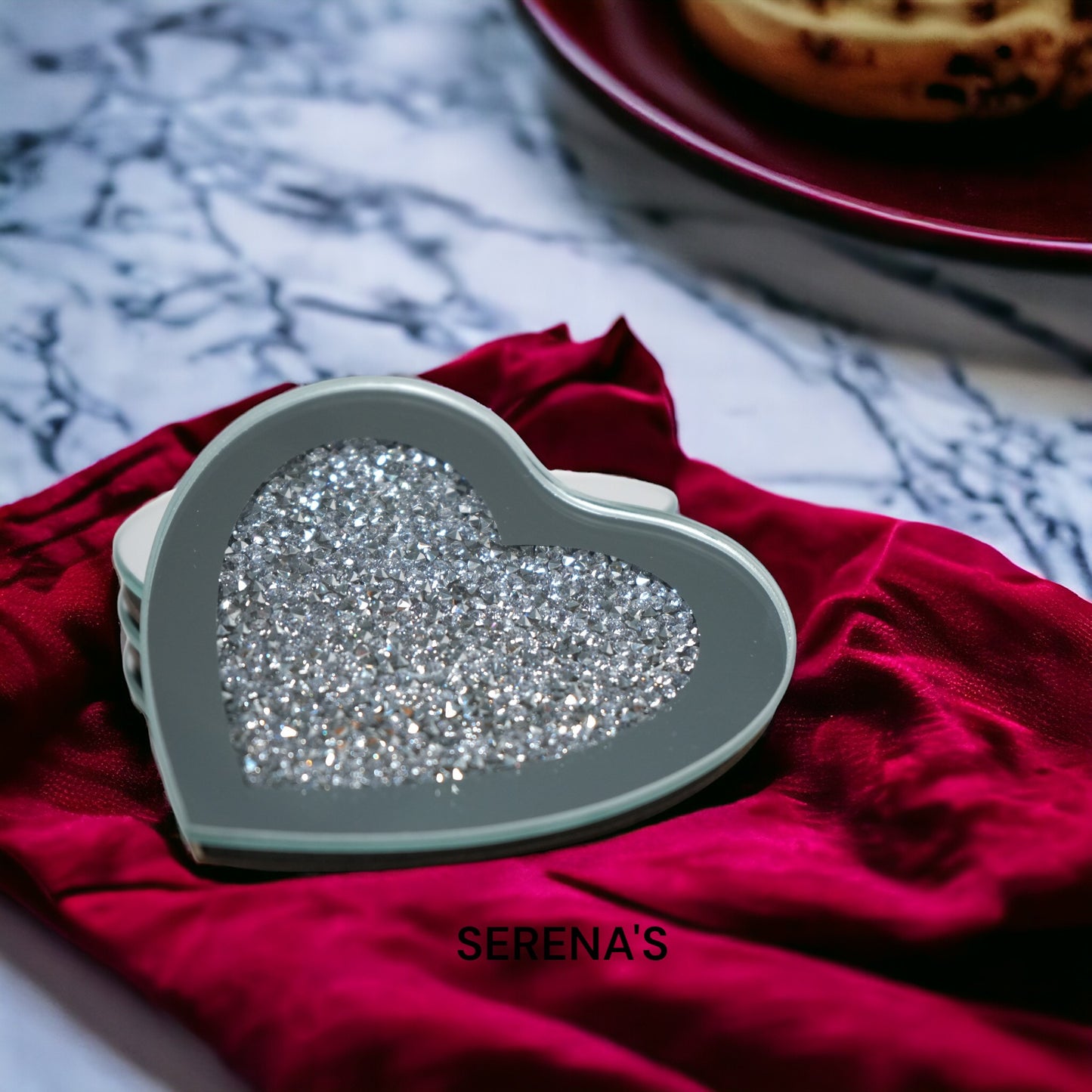 SERENA'S ® Set of 4 Heart Crystal Coasters – 10cm Glass Mirrored Drink Coasters with Glitter Crushed Diamond Design – Elegant Coasters for Home, Kitchen, Bar, or Table Decoration