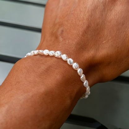 Dainty Freshwater Pearls Bracelet, Year-Round Wear, No Maintenance Required, Luxury Jewelry, November Birthstone Jewelry for Women & Men, Everyday & Special Occasions (Christmas/Graduation/Anniversary)
