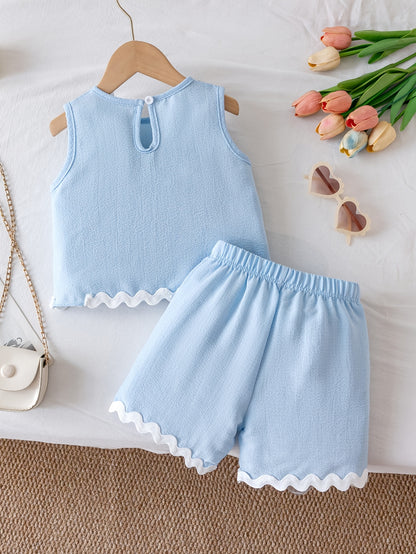 Girls' Summer 2pcs Set: Sleeveless Top and Shorts with Scalloped Hem Design, Fresh and Fashionable Outfit. Light Blue Toddler Set: Sleeveless Tank Top + Shorts, Soft and Breathable Summer Outerwear. Girls' Summer 2pcs Set with Scalloped Lace Trim