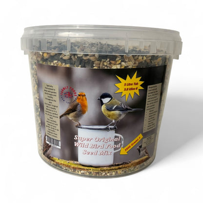 Farmly Foods Super Original Wild Bird Seed Mix 5 Litre Airtight Tub – 15-Seed Blend, 3.8kg, Attracts Robins, Blue Tits, Finches & More Garden Birds