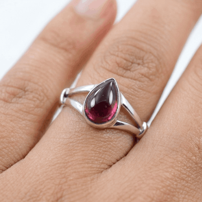 925 Sterling Silver Pear Gemstone Ring in Onyx, Larimar and More, Minimal Daily Wear Jewelry for Women