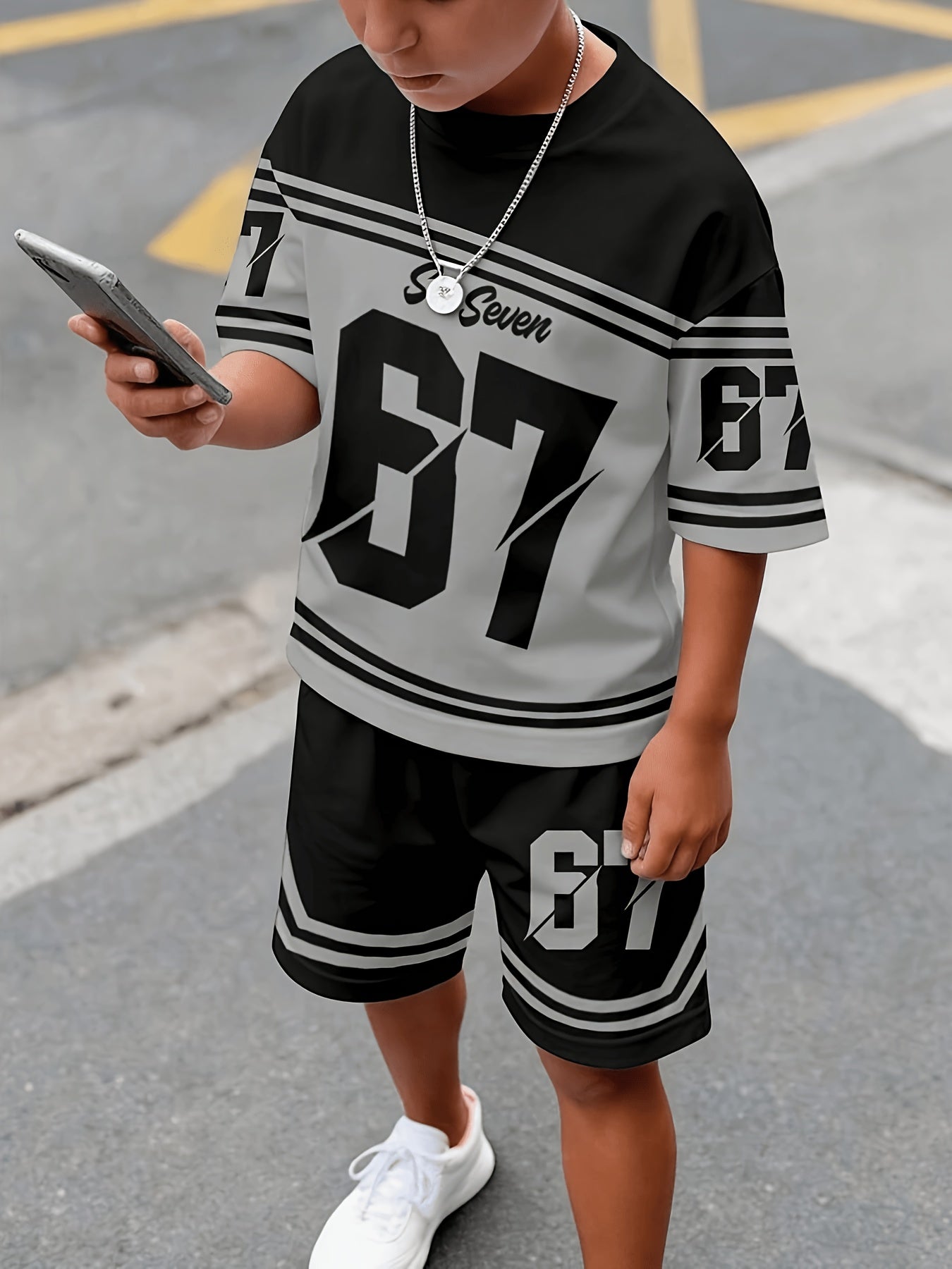 2pcs/Set Boys' Casual Stylish Creative Graphic Number 67 Cartoon Print Short Sleeve T-Shirt And Shorts Set, Comfortable Daily Wear for Spring, Summer & Autumn, for Outdoor