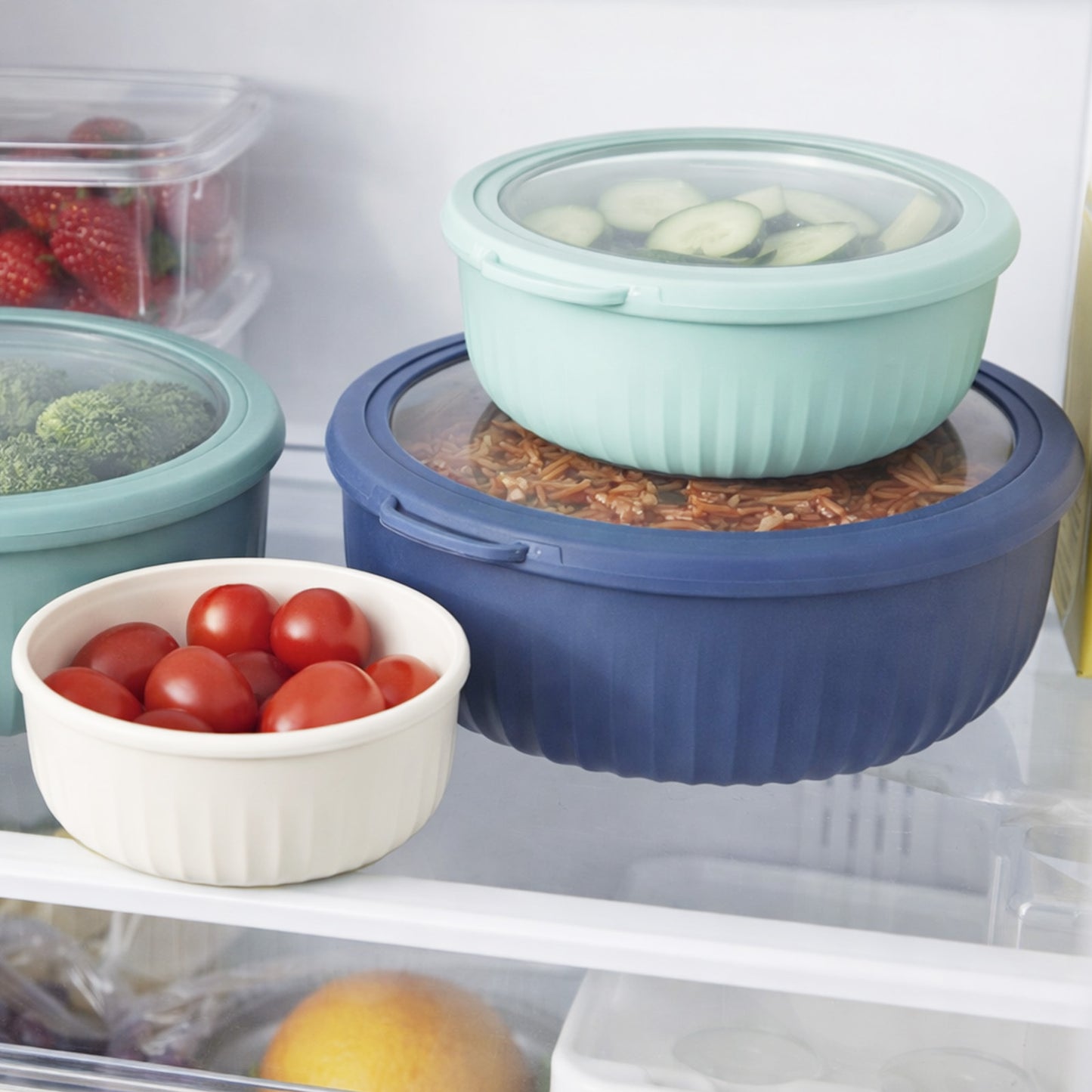 4pcs Set Large Capacity Refrigerator Storage Containers, Multi-Purpose Fresh-Keeping Boxes for Meat, Vegetables, and Eggs, Four Different Sizes for Various Foods, Food-Grade Material, Strong Sealing