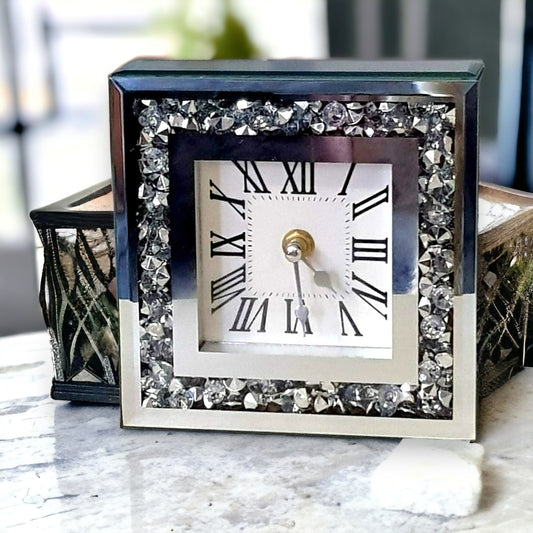 SERENA'S®Square Loose Diamante Mantle Clock Desk Clock Elegant Luxury Diamond Crystal Mirror Crushed Jewel Roman Table Clock Silent For Home Office Living Room Bedroom Decoration-15X15cm silver