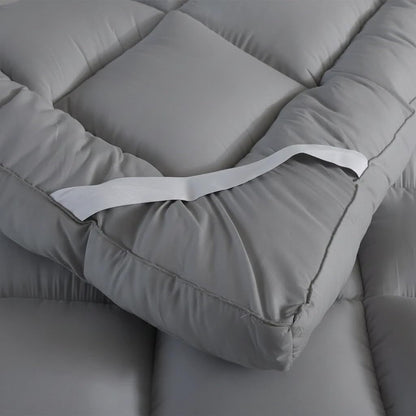 Mattress Topper Double Bed (4 Inch/10 cm) Extra Deep Hotel Quality Breathable Bed Topper Quilted Luxury Comfort with Elasticated Straps