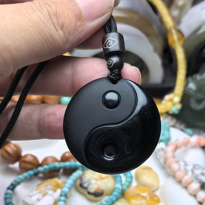 One Piece of Obsidian Yin Yang Tai Chi Pendant Necklace Designed for Men
