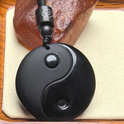 One Piece of Obsidian Yin Yang Tai Chi Pendant Necklace Designed for Men