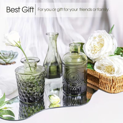 12pcs Blue/Green Glass Bud Vase Set, Mini Retro Small Vase, Ideal Rural Centerpiece for Wedding Decoration, Family Dining Table Decoration And Floral Arrangement