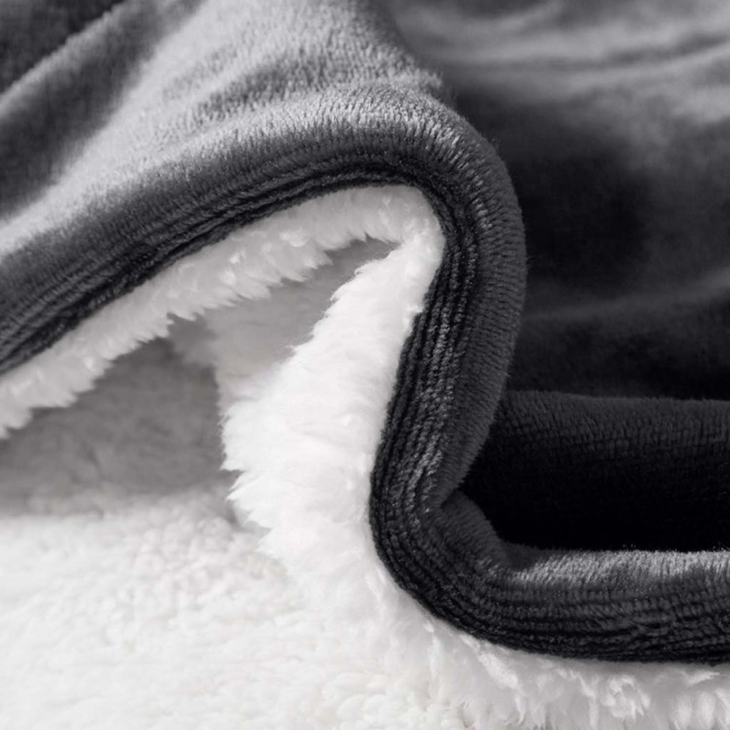 Soft Cozy Sherpa Blanket, Double-Sided Throw Blanket, Contemporary Design, Warm Throw for Couch, Bed, Office and Travel, Versatile All-Season, Perfect Holiday Gift