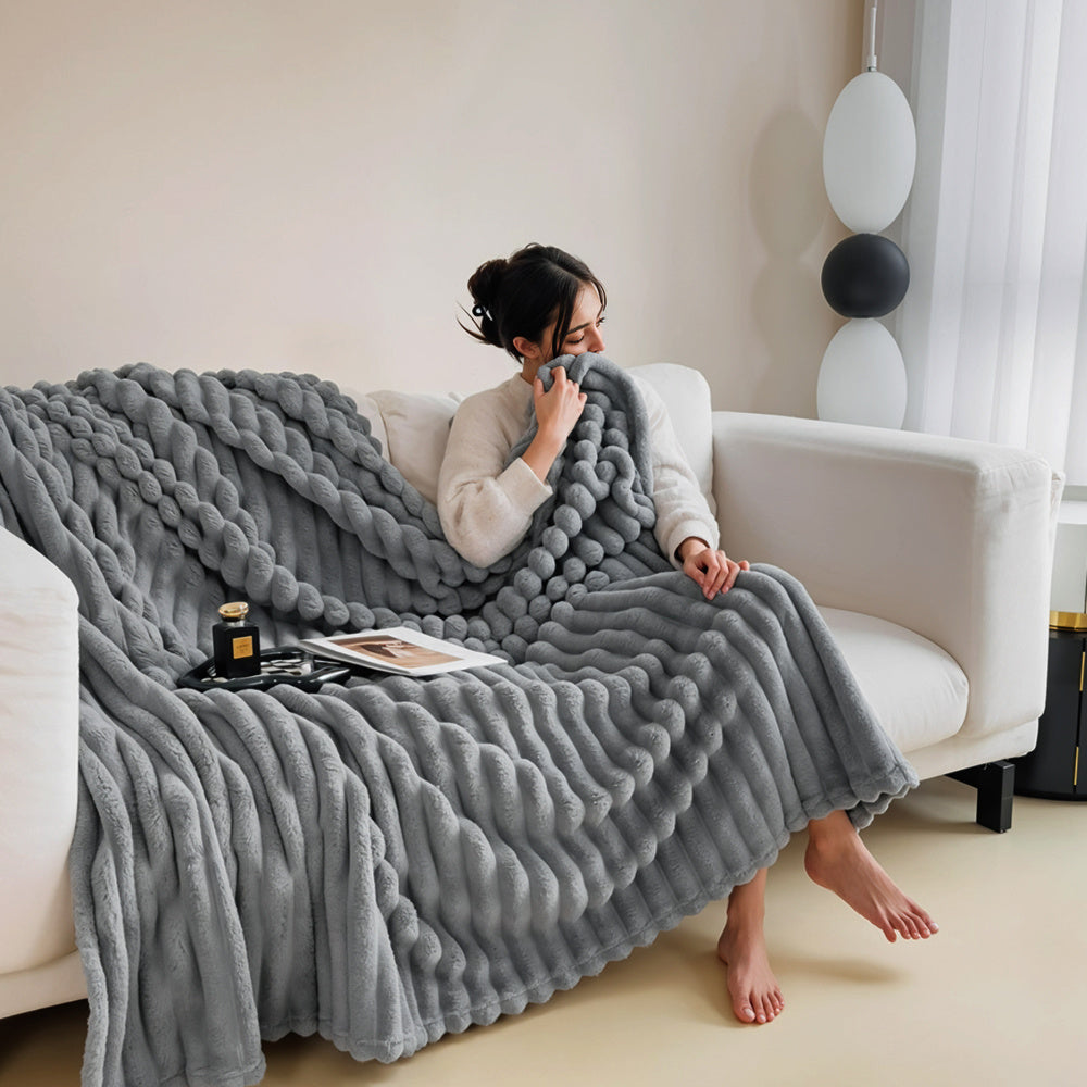 1pc Large Strips Ribbed Throw Blankets | Luxurious 270g Flannel Fleece Blanket | Warm Cozy Blanket Throws For Sofas, Bed, Chair, Couch, Settee | Super Soft Warm Blanket Single Double King Super King Size, Machine Washable, Easy Care, Perfect for Home, Tra