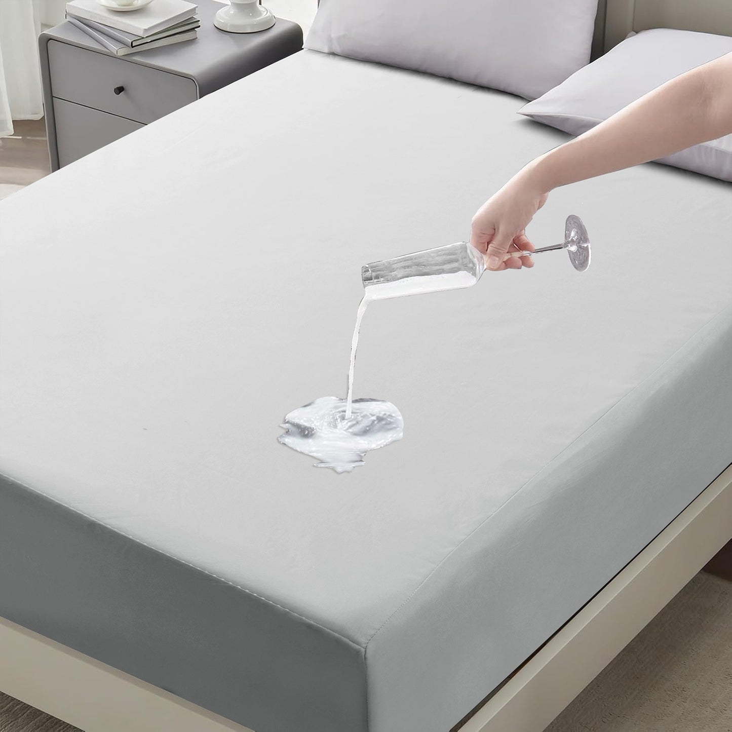 Waterproof Fitted Bed Sheet Deep Pocket Mattress Protector Cover | Soft Breathable Noiseless Fitted Sheet for Bedroom, Hotel & Home | Machine Washable Elastic Bed Cover Fits Up to 30cm Mattress