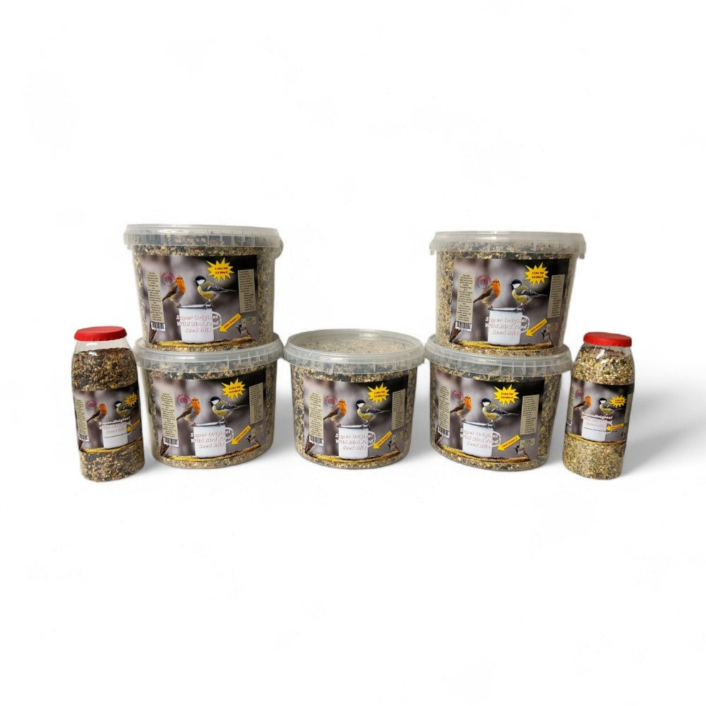 Farmly Foods Super Original Wild Bird Seed Mix 5 Litre Airtight Tub – 15-Seed Blend, 3.8kg, Attracts Robins, Blue Tits, Finches & More Garden Birds