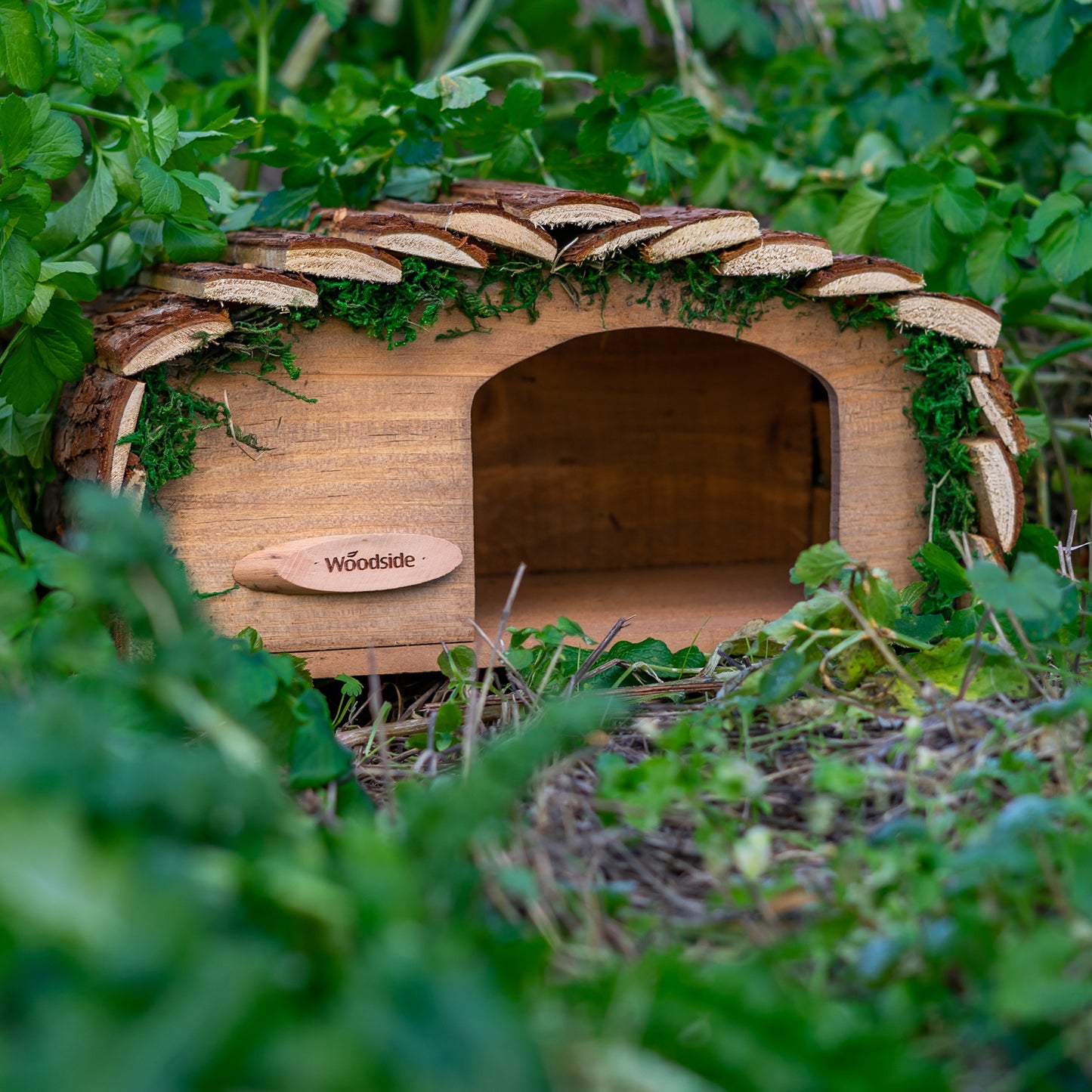 Woodside Hedgehog House with Bark Roof – Wildlife Shelter & Garden Habitat