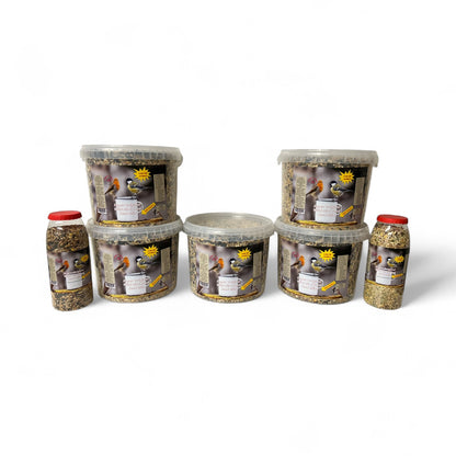 Farmly Foods Super Original Wild Bird Seed in a 5 Litre Tub