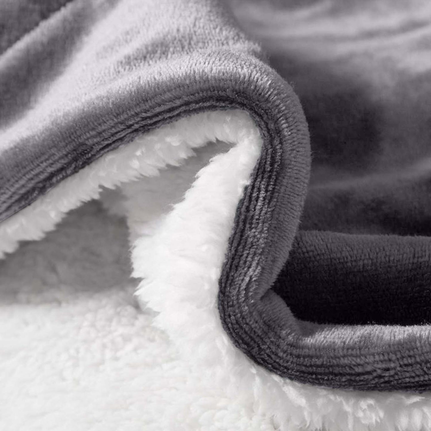 Soft Cozy Sherpa Blanket, Double-Sided Throw Blanket, Contemporary Design, Warm Throw for Couch, Bed, Office and Travel, Versatile All-Season, Perfect Holiday Gift