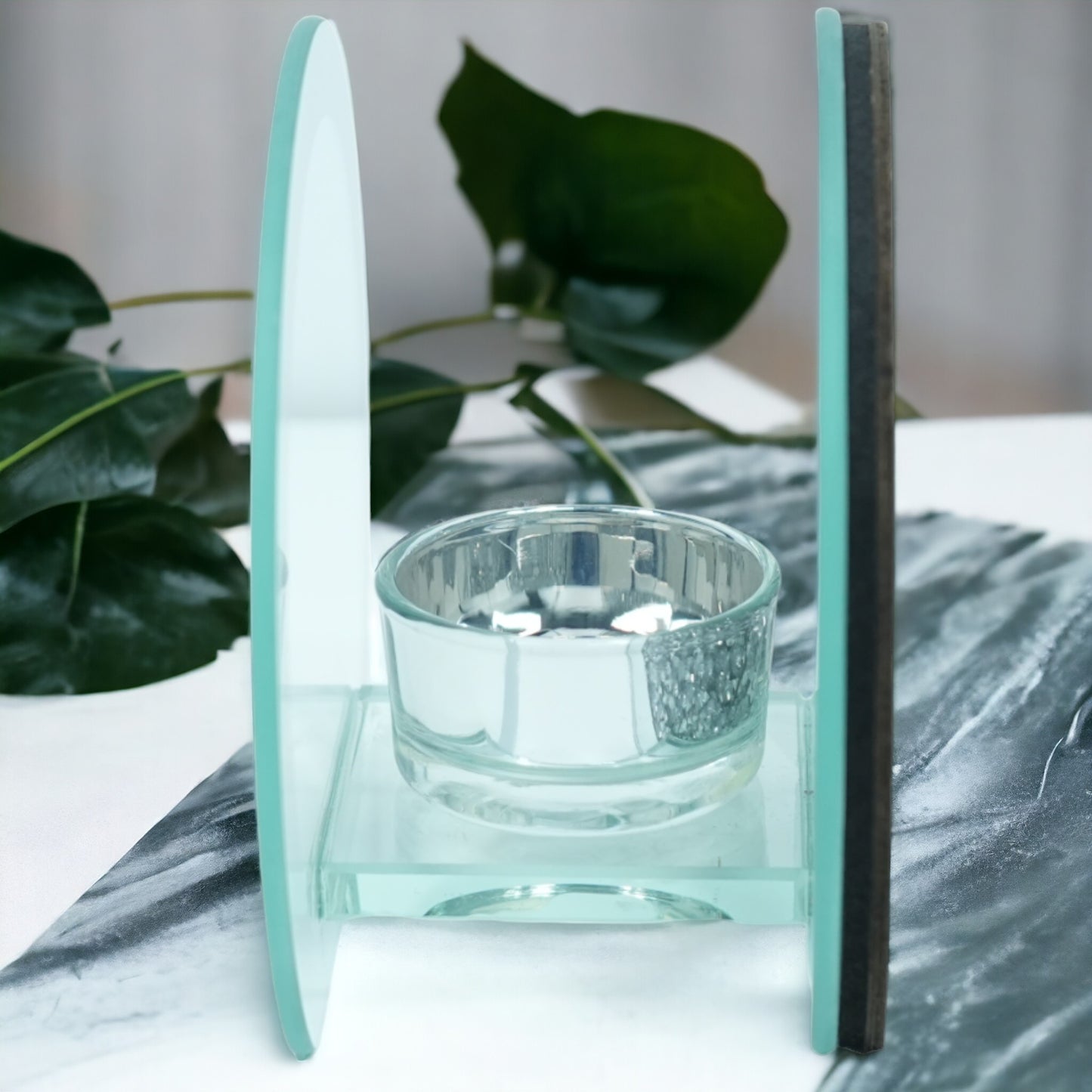 SERENA'S ® Elegant Crushed Diamond Crystal Tealight Candle Holder with Clear Silver Mirror Glass – Decorative Glass Walls for Home Decor and Special Occasions