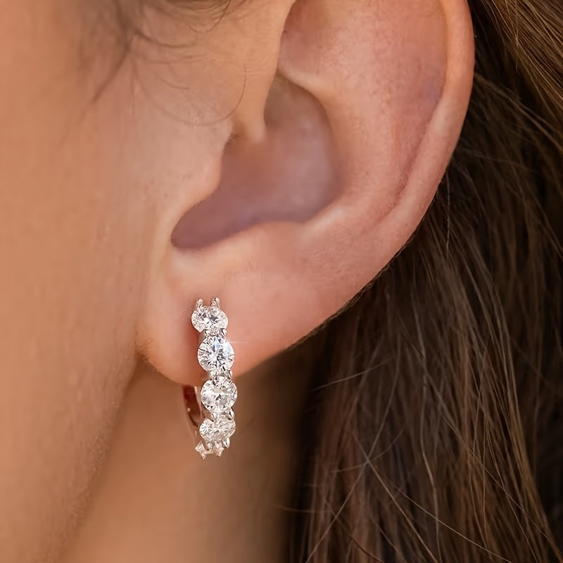 925 Sterling Silvery Earrings, Set with Sparkling Moissanite Stones, Perfect for Banquets, Holidays, Birthdays, And Christmas Gifts, Presented In An Exquisite Gift Box.