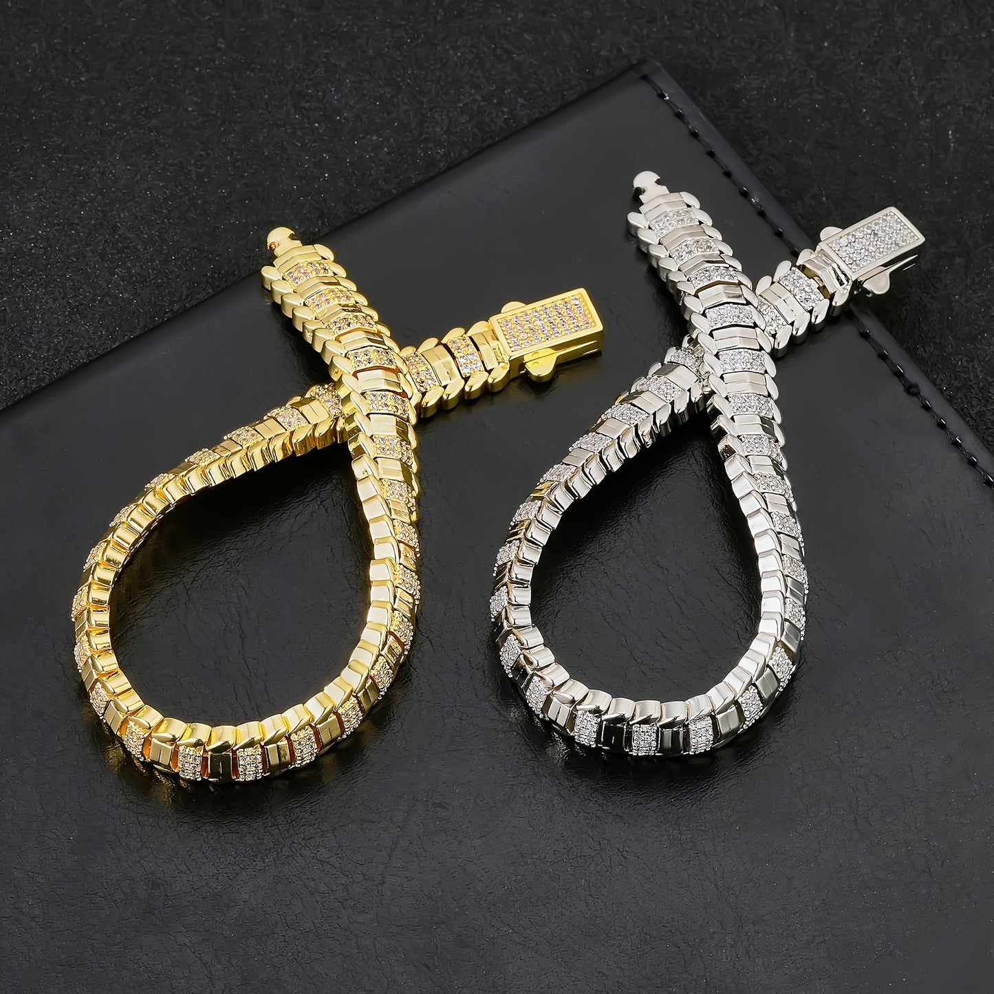 ICEDCHICS 1pc 9mm Snake Bone Armband Polygonal Armband Hip Hop Armband Unisex Armband Vatertag Muttertag Weihnachten Valentinstag Geburtstag Jahrestag Geschenk