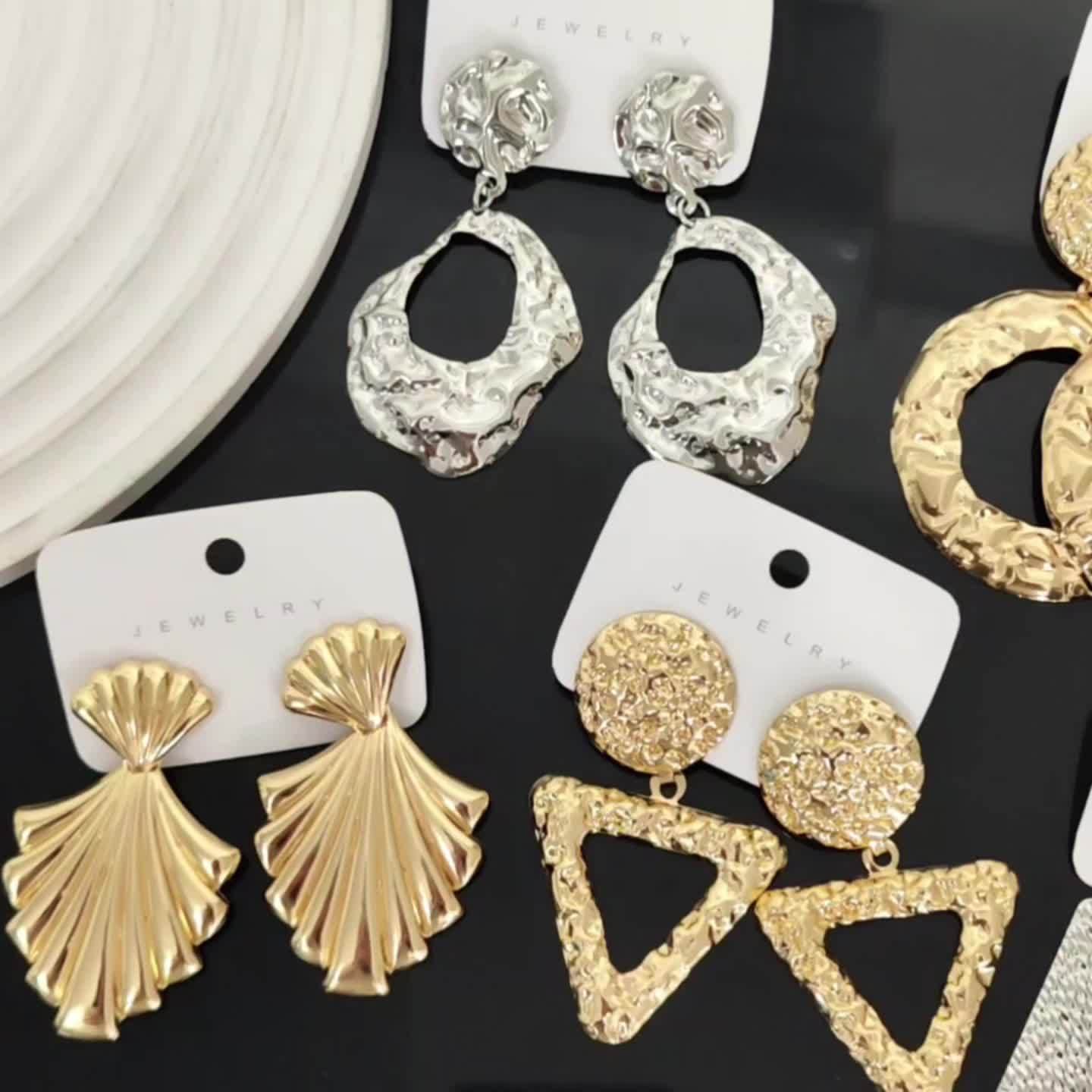 10Pairs/Lot Fashion Korean Lady Long Tassel Hook Earrings, European American Style Earrings Hollow Butterfly Leaf Earrings, Versatile Daily Party Gifts Random Style, Without Box